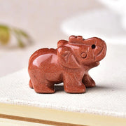 Statue éléphant miniature sable rouge